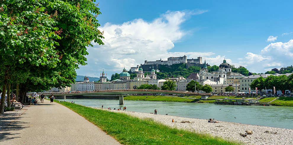 Salzburg, Austria – 06.01.2023: Salzach Riverbank In Austria Sal